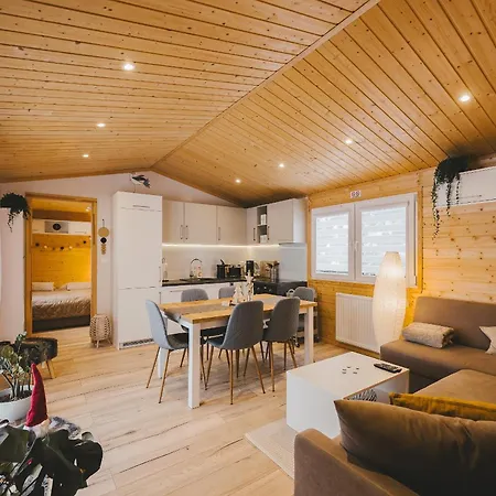 Apartman Andrea Cervena Voda Exterior photo